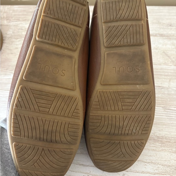 SOUL Naturalizer Beige Interior Loafers - Picture 4 of 4